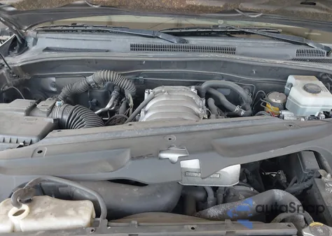 2003 Toyota 4Runner Limited V8 from USA, damaged, VIN JTEZT17R130013848